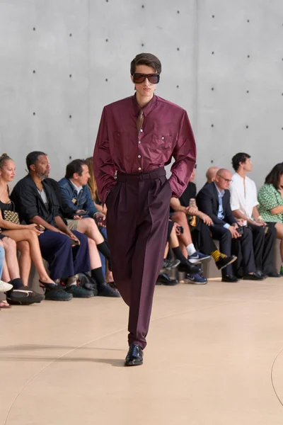 Look 36